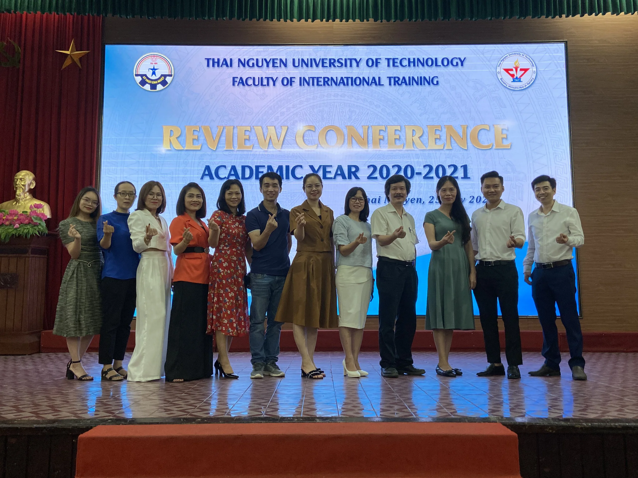 Xét điểm rèn luyện và HĐ ngoại khóa