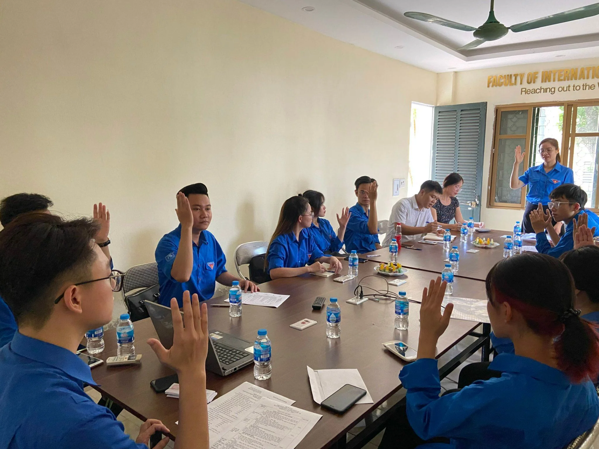 Đồng chí Nguyễn Ngọc Thiệu được bầu giữ chức Bí thư Liên chi Đoàn khoa Quốc tế