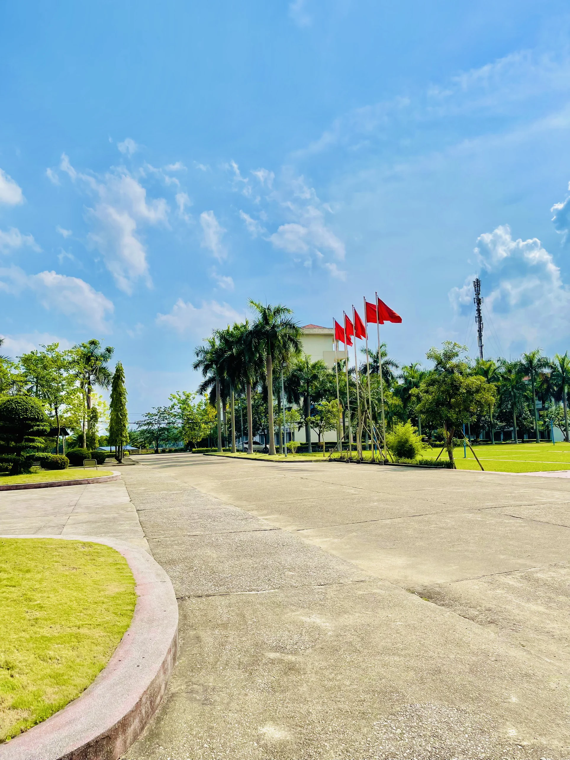 Thông báo về ngày nghỉ lễ Quốc khánh (2/9)