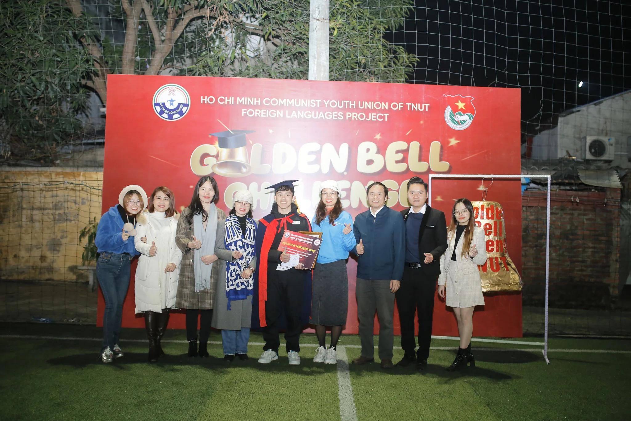 GOLDEN BELL CHALLENGE - SÂN CHƠI ANH NGỮ BÙNG NỔ CỦA SINH VIÊN KHOA QUỐC TẾ