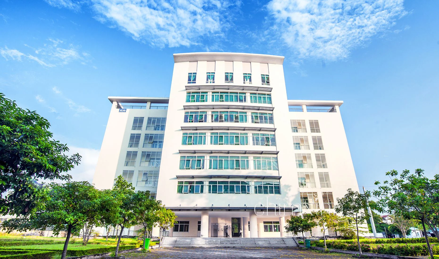 Hướng dẫn nhập học Tân sinh viên K61 khoa Quốc tế (FIT) -TNUT