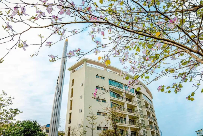 Thông báo điểm trúng tuyển đại học chính quy năm 2025 (đợt 1) vào Khoa Quốc tế, trường Đại học Kỹ thuật Công nghiệp