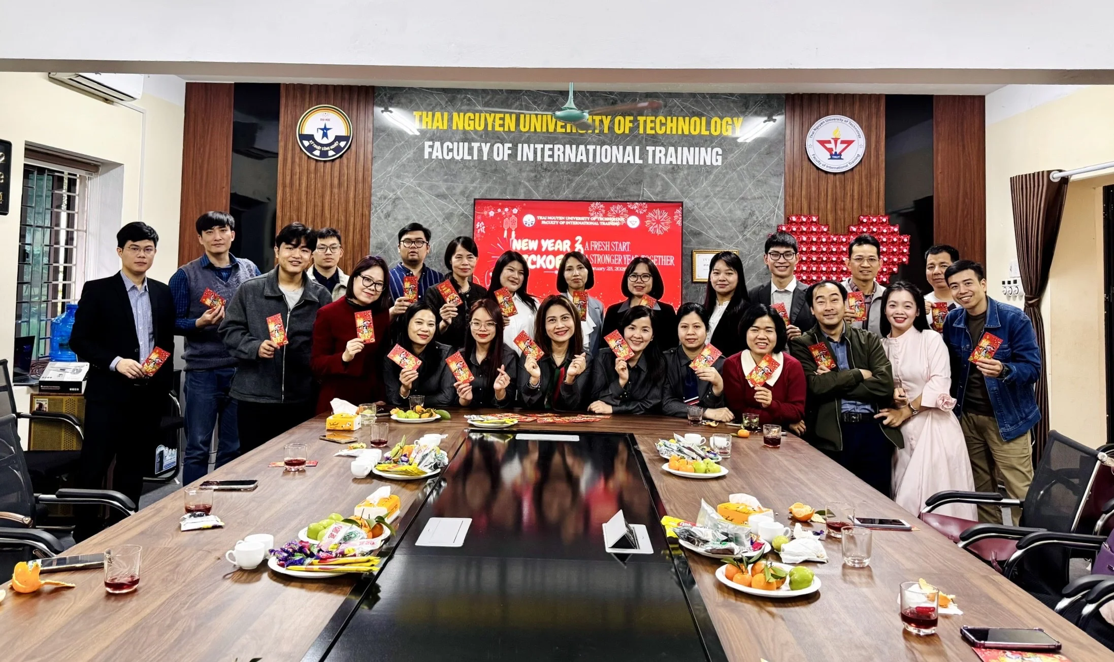 KHOA QUỐC TẾ TỔ CHỨC BUỔI GẶP MẶT KHAI XUÂN ĐẦU NĂM MỚI 2026